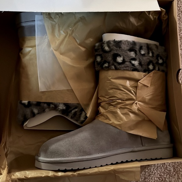 Koolaburra by UGG Suede Short Winter Boots - Dezi Leopard - gray - Picture 3 of 7